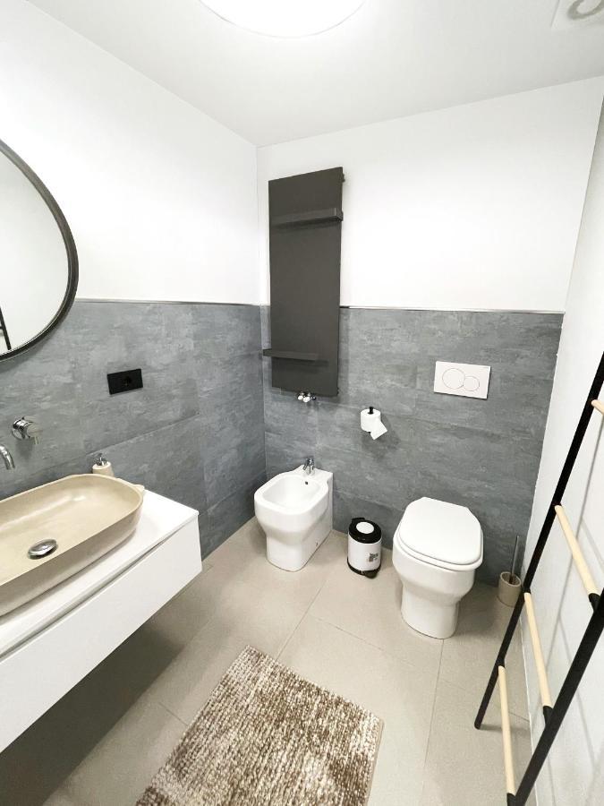 Porta Susa X6 - Freeparking Wi-Fi E Netflix Apartment Turin Luaran gambar
